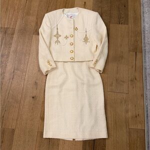 Vintage Mondi Set Embroidered Jacket Size 38 Skirt 34 Cream Gold West Germany